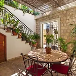 Mike Apartment Makarska